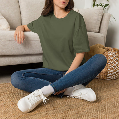 Minimal Flora design— Classic T-Shirt