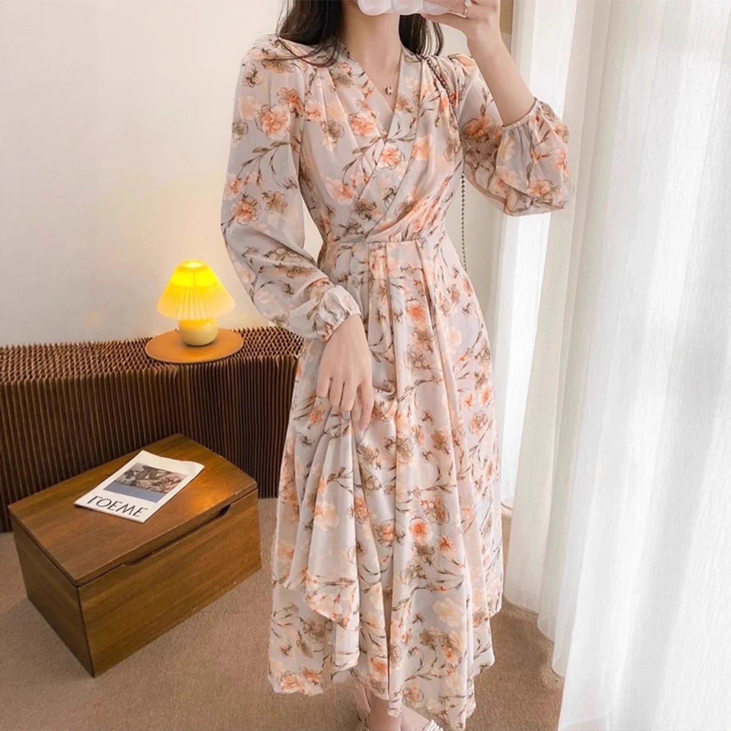 Temperament Long Sleeve V-neck French Chiffon Floral Dress - The Velcrow